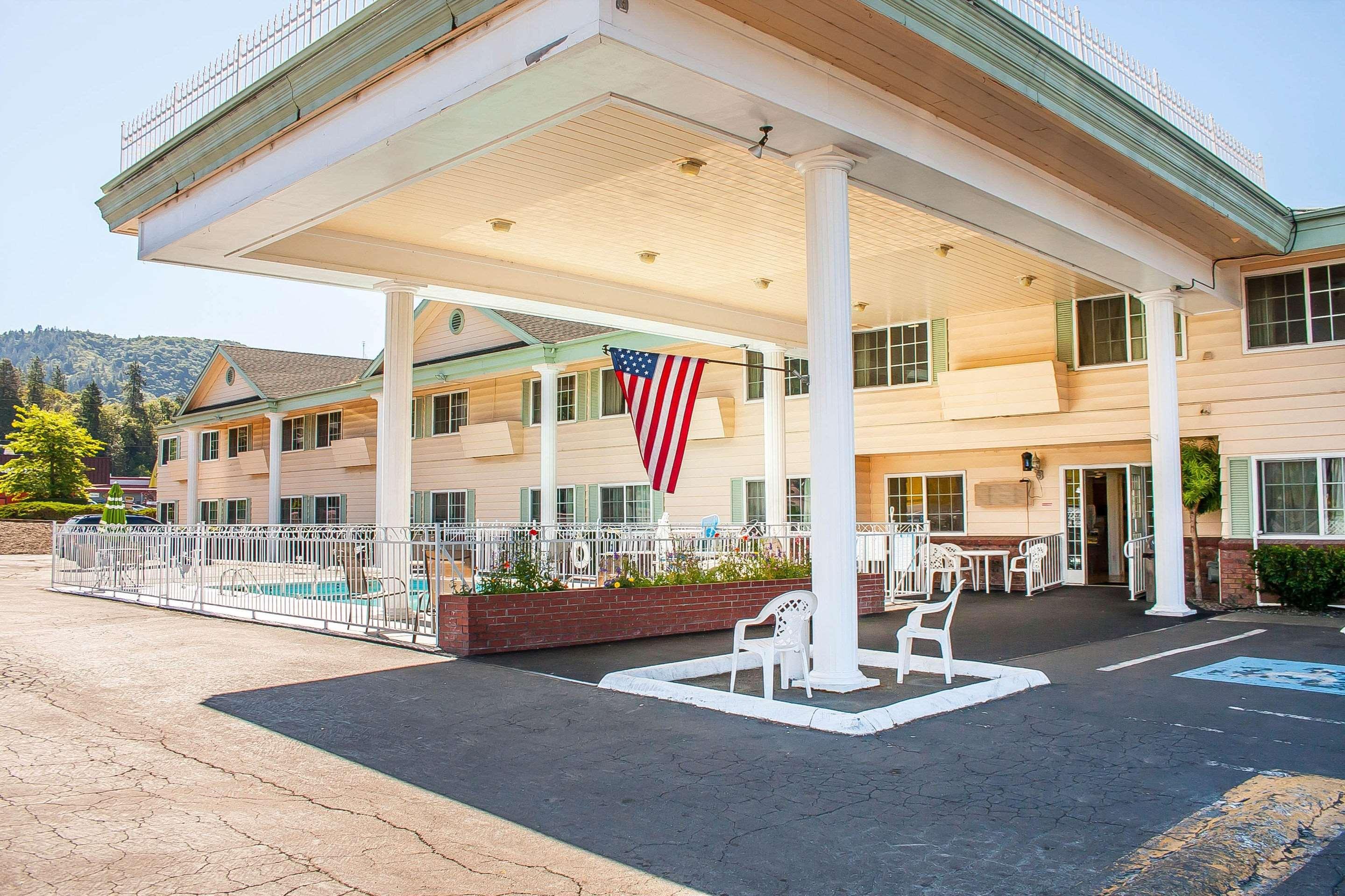 Quality Inn Grants Pass Εξωτερικό φωτογραφία